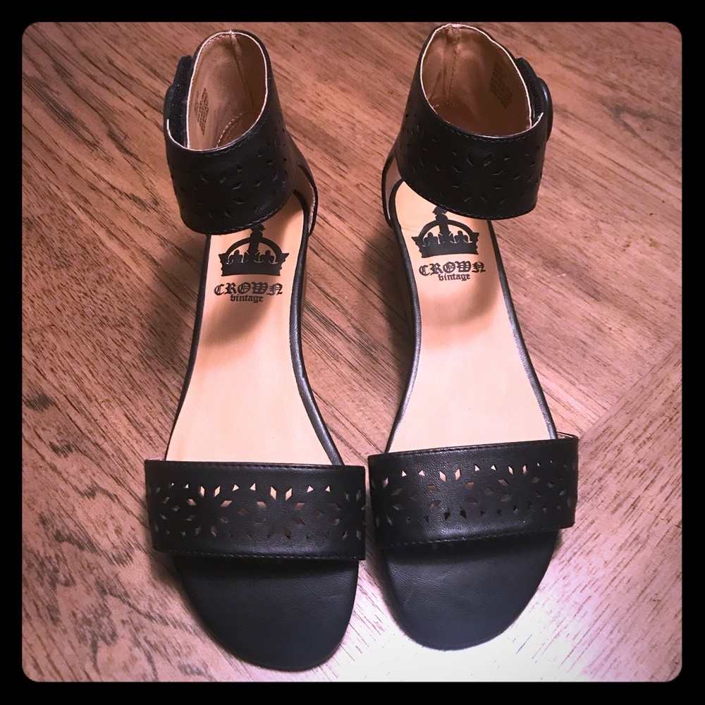 Crown Vintage Sandals